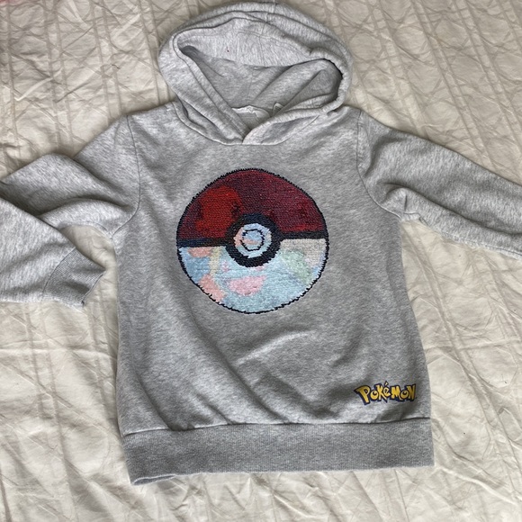 Pokémon reversible sequins hoodie - Picture 2 of 4